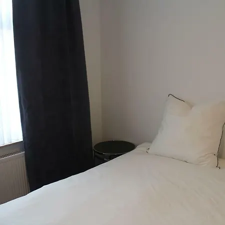 Singapore-chillinghouse # 7, 3 Min.vom Ice,netflix Apartment