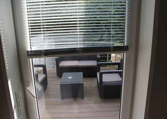 Apartamento Singapore-chillinghouse # 7, 3 Min.vom Ice,netflix Siegburg