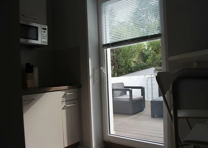 Singapore-chillinghouse # 7, 3 Min.vom Ice,netflix *